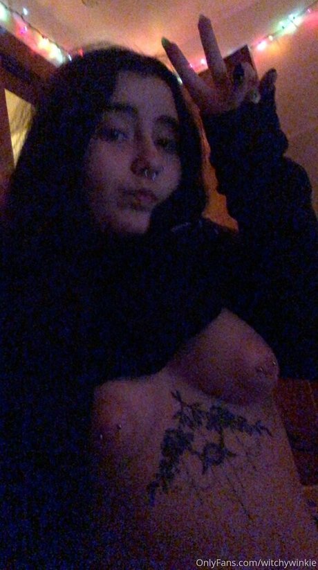 witchywinkie hd pornstar pic