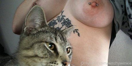 witchywinkie model adult galleries