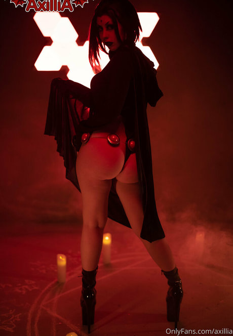 naked milf onlyfans exclusive picture