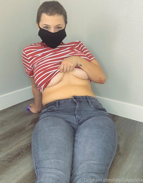 petite fuck onlyfans nice picture