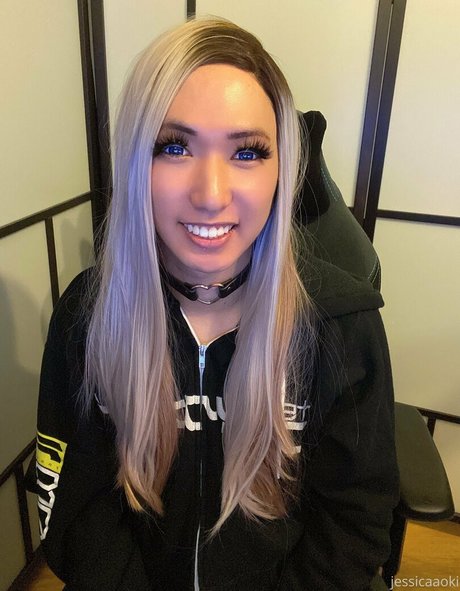 jessicaaoki beautiful actress pics