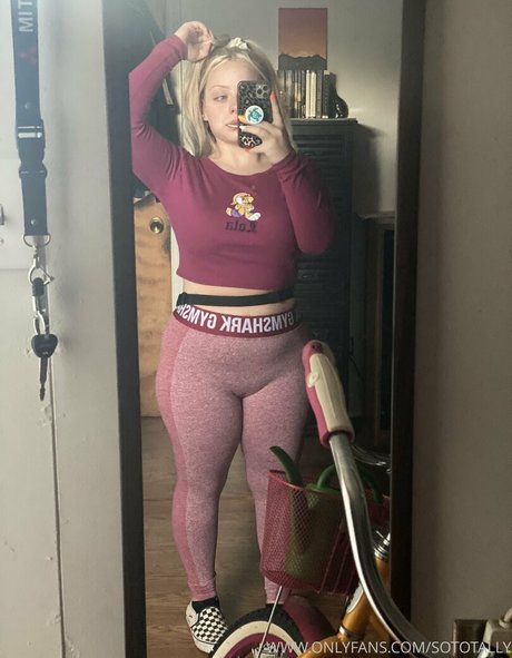 nerdy teen onlyfans hot pics