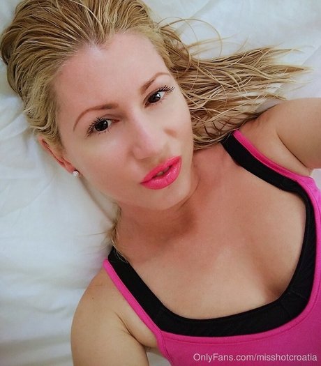 misshotcroatia star nude photo