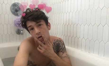 chrisoflyng xxx pornstar archive