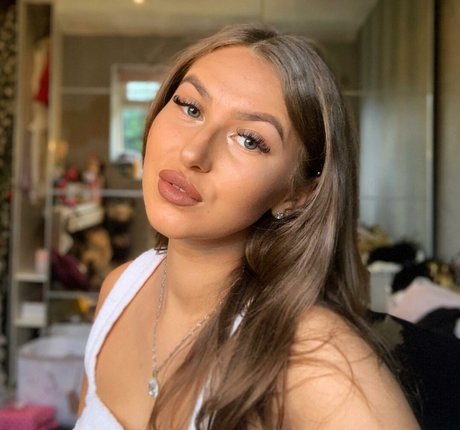 MyProtein naked model galleries