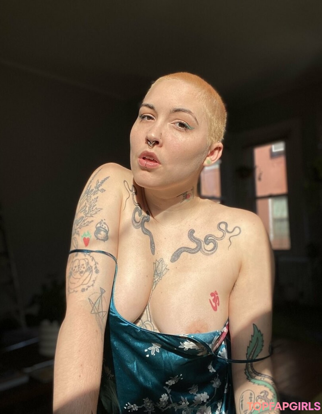 latina maid onlyfans hot sexy pictures