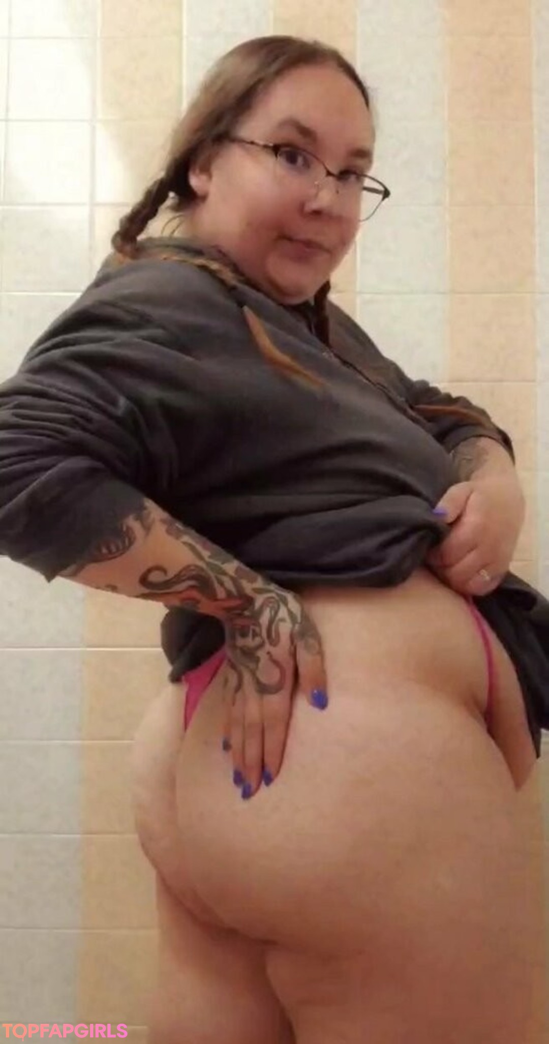 chubby nude onlyfans exclusive photo