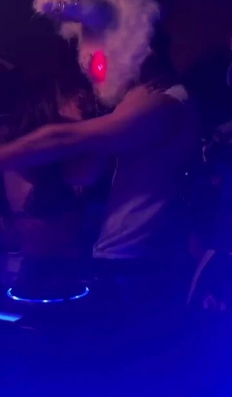 Dana Paola nude actress pictures