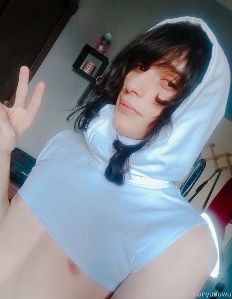 skinny big tits onlyfans top pictures