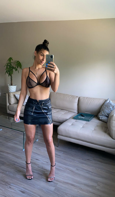 nysamoore xxx model gallery