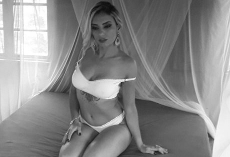 Milena Freitas model erotic archive