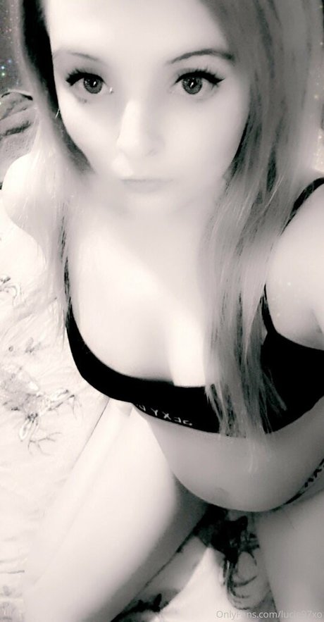 alexxxuncensoredx adult model galleries