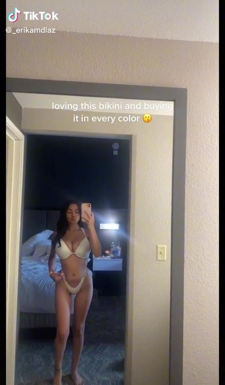 Erika Morfin nude star pics