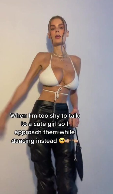 Alex Elizabeth Ljadov pretty model photos