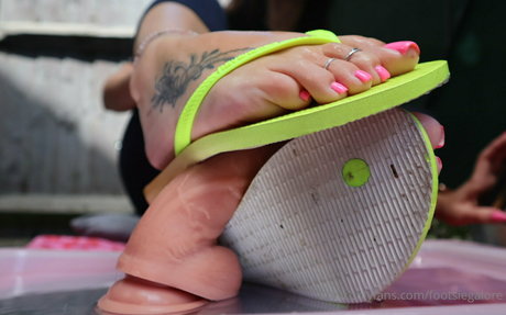 big tits bikini onlyfans exclusive pics