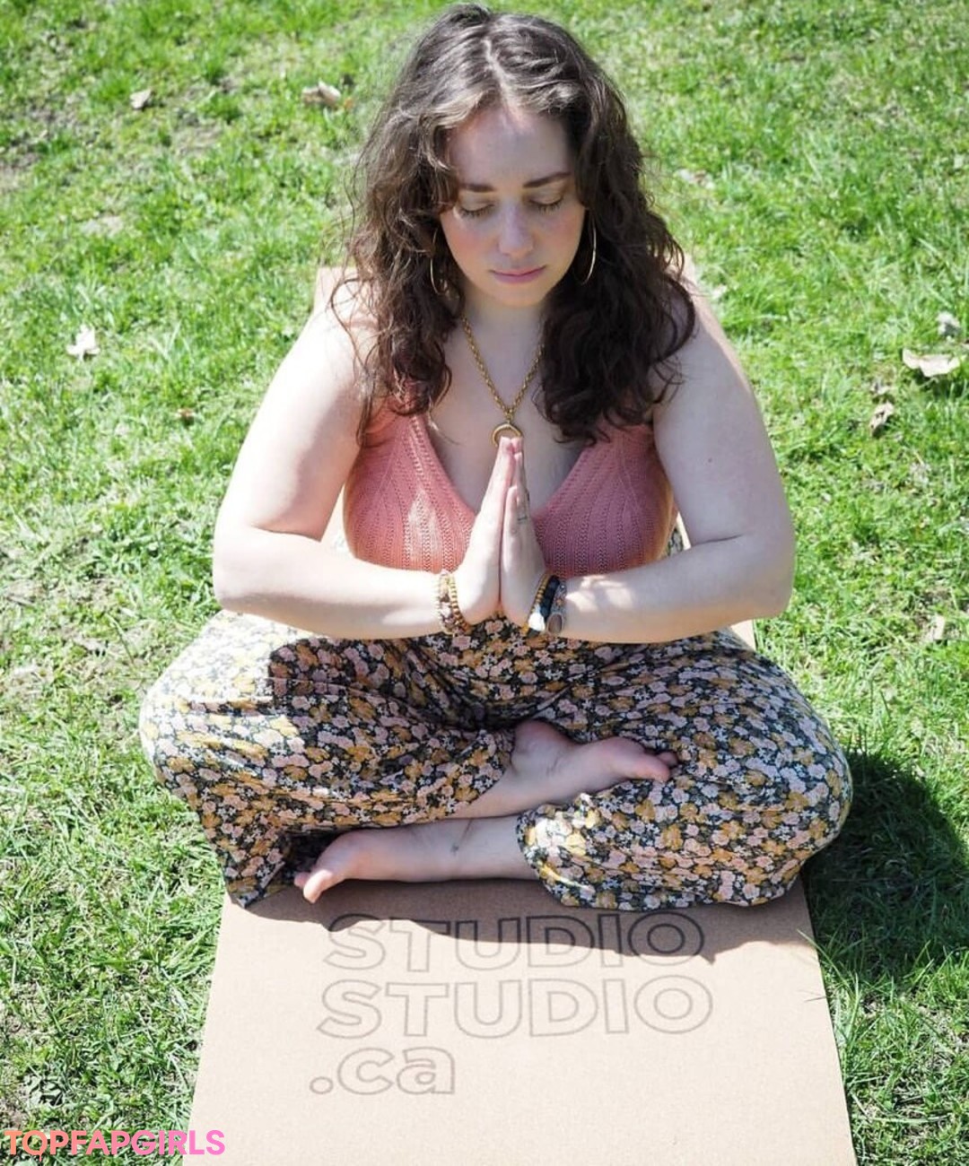 lartdanstoutessesformes sexy actress pics