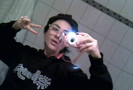 Djfuckoff model hot archive