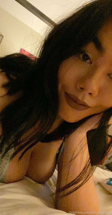 sexyredinbed model nice gallery