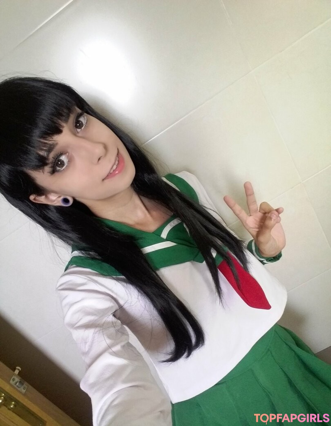 SerasCosplay porn model img