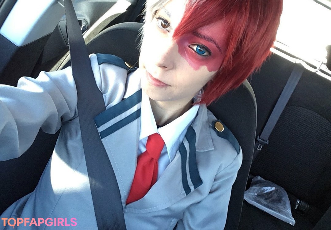 SerasCosplay high quality model pictures