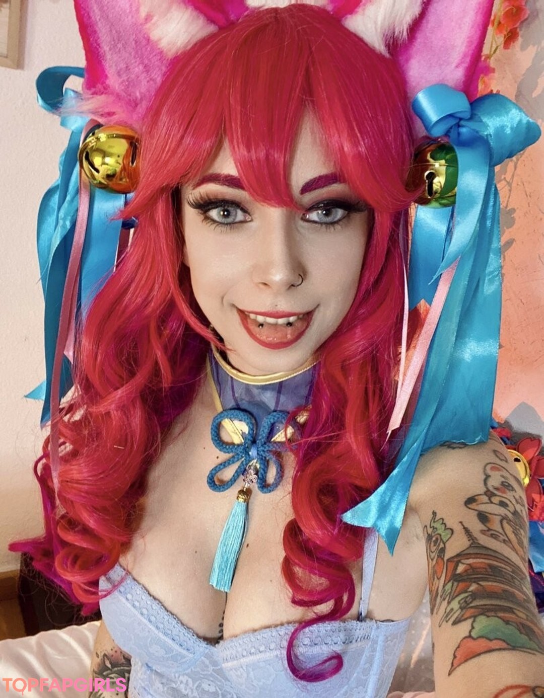 SerasCosplay model pornographic photo