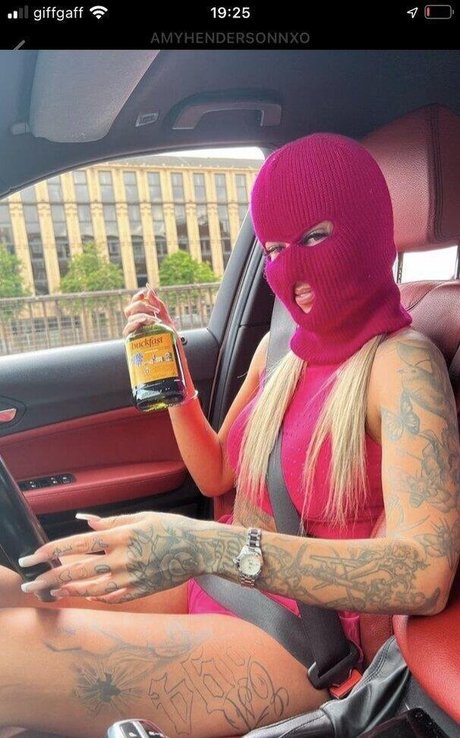 Amy Hendersonnxo star nice galleries