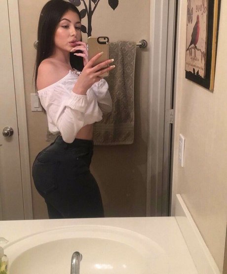 Judiixo pornographic model photos