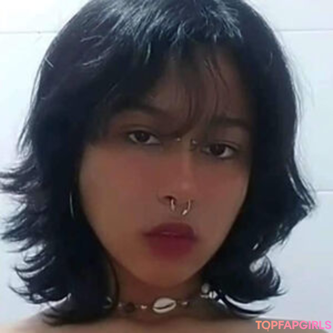 hottstar B2 pretty model picture