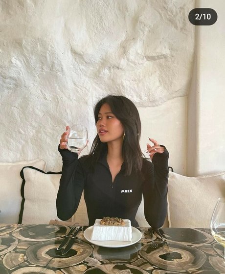 Jihoonkm hot model gallery