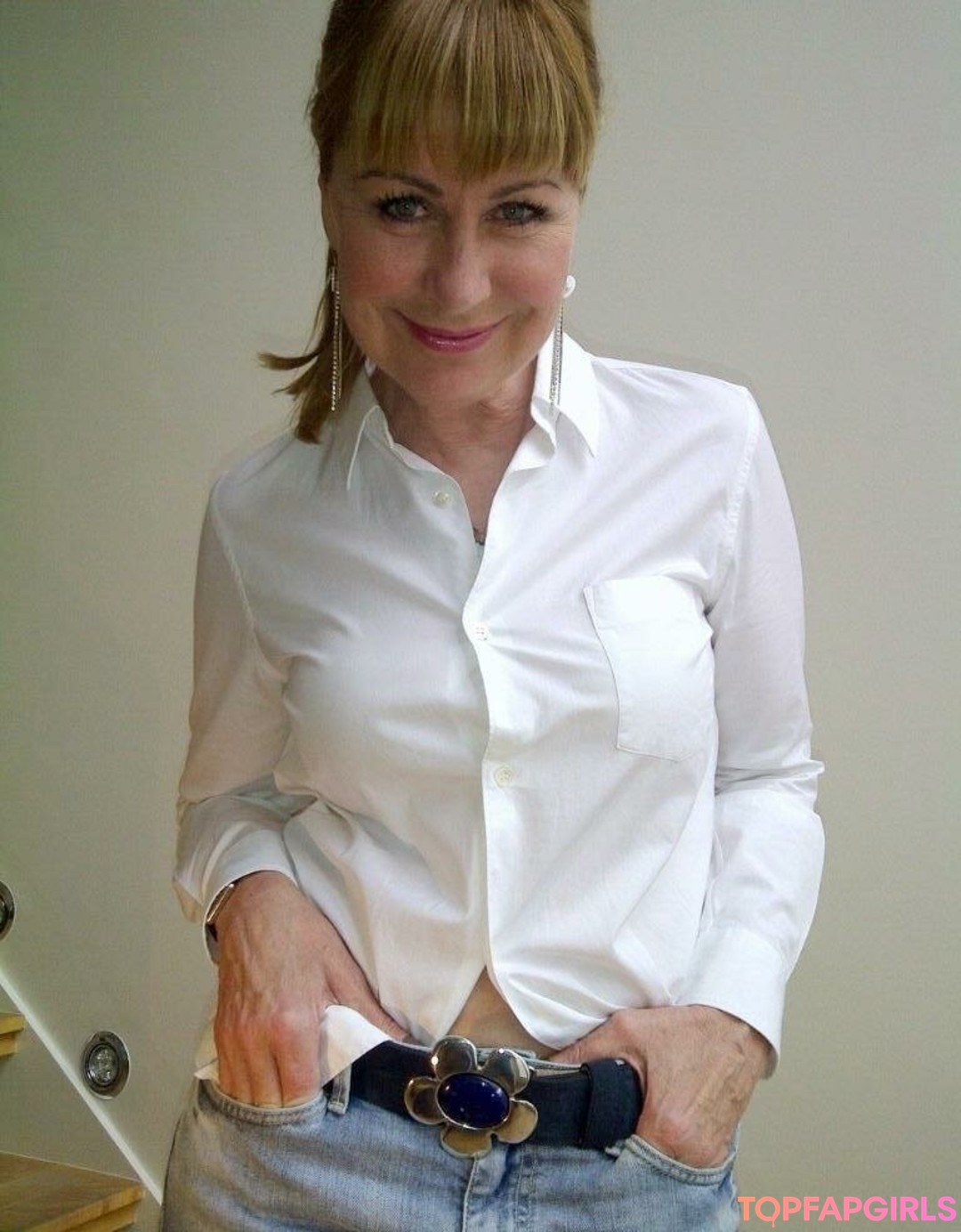 Sian Lloyd star high quality galleries