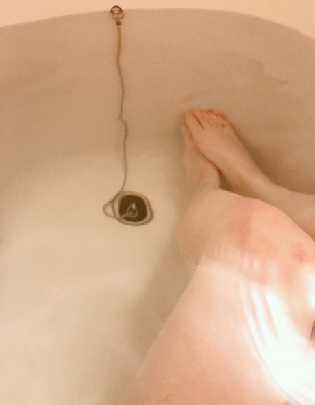 Schizoidcyan top star photo