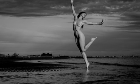 busty onlyfans hot xxx img