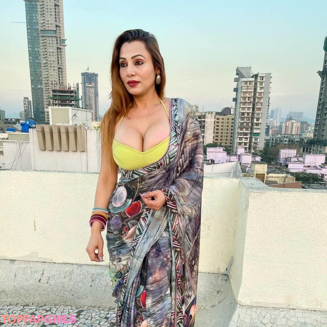 Karrishma Kar pornstar hd picture