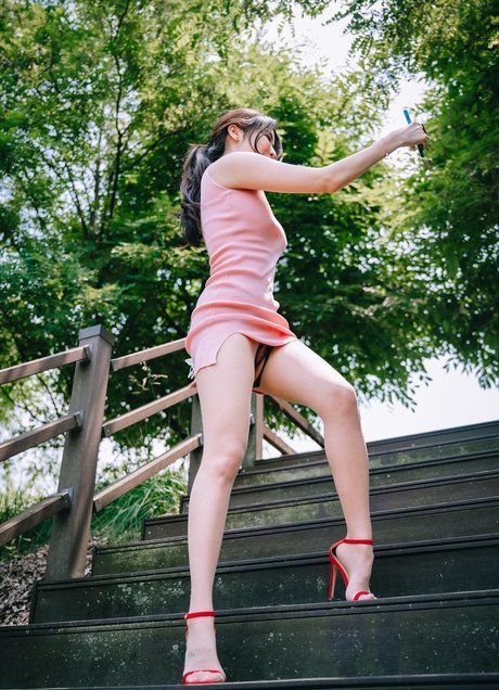 jena sis exclusive actress images