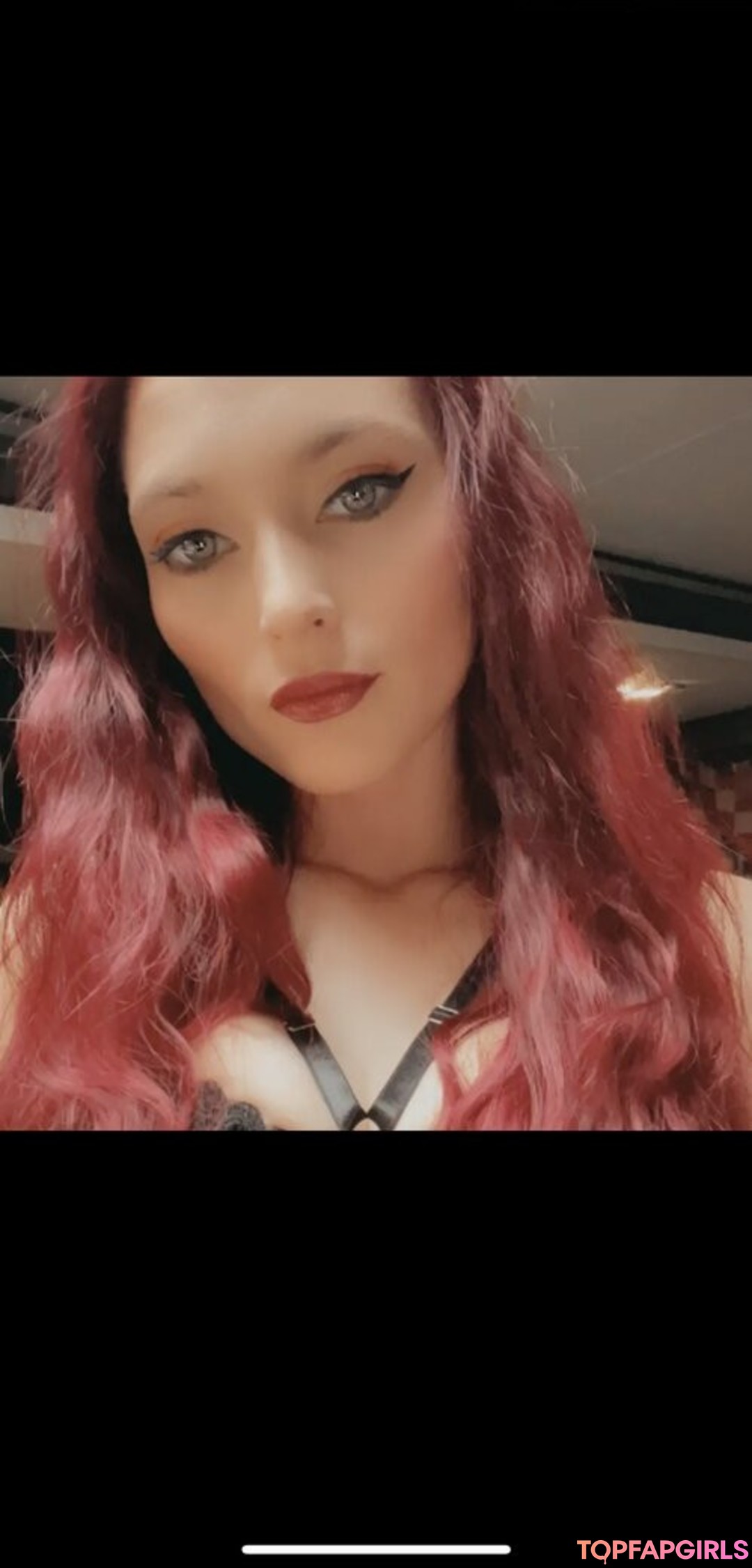 Littlered4ever model sexy pictures