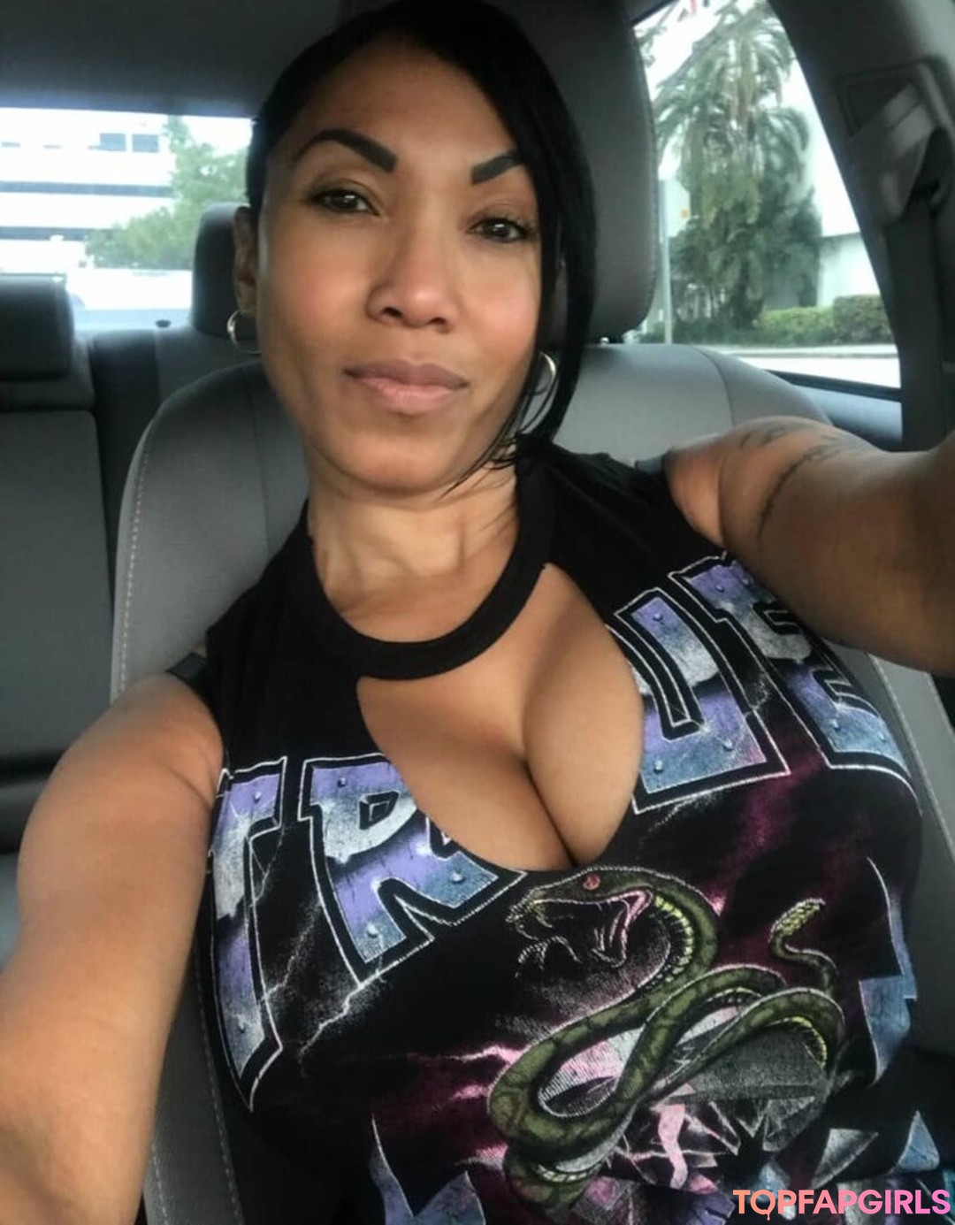 Odalys Borrero model adult pic