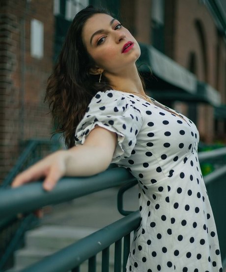 Sydney Meyer pornstar hot archive