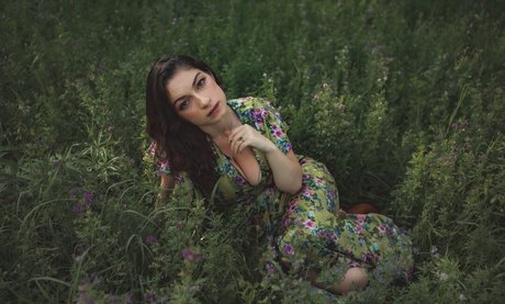 Sydney Meyer free model photo