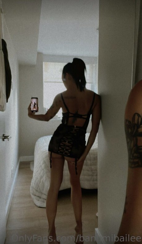 banhmibailee sex model images