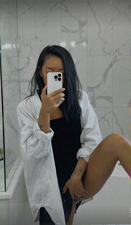 banhmibailee hot pornstar picture