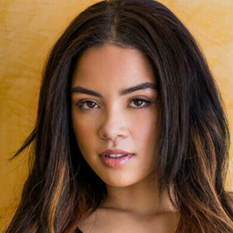 Maya Bijou model nice images