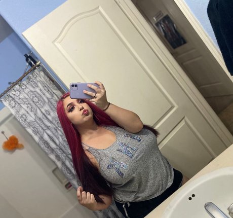 drearoseee top profile image