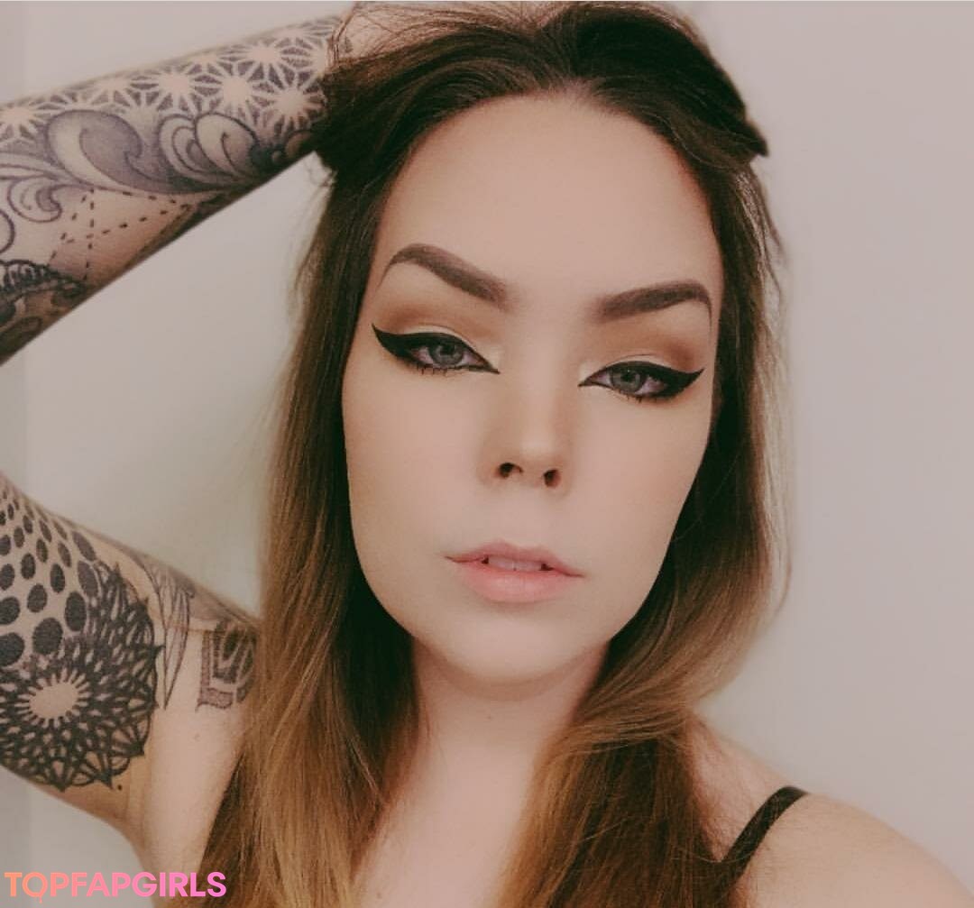 giant onlyfans perfect photo