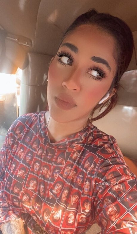 Hritu Zee adult actress photo