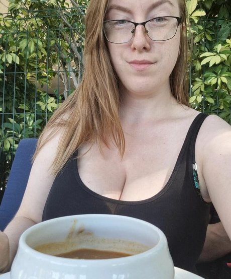 Blondy1 star nude img