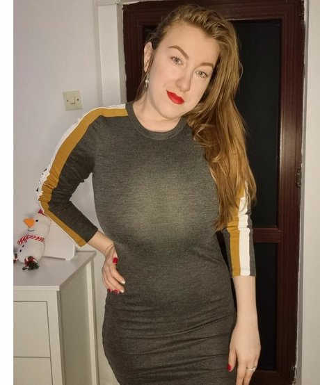 Blondy1 star hot pictures