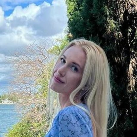 Maria Doroshina star art picture