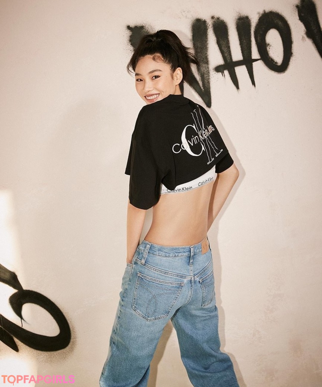 Jung Ho yeon hot actress pic
