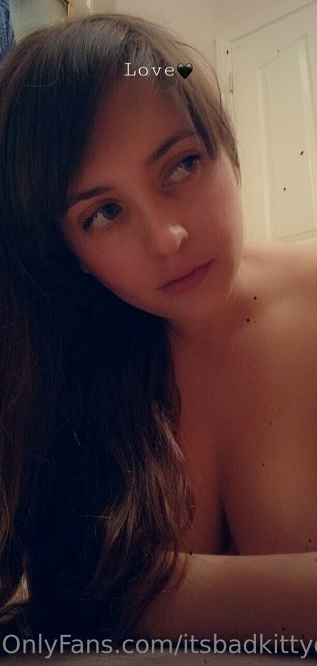 Itsbadkittyof star naked gallery