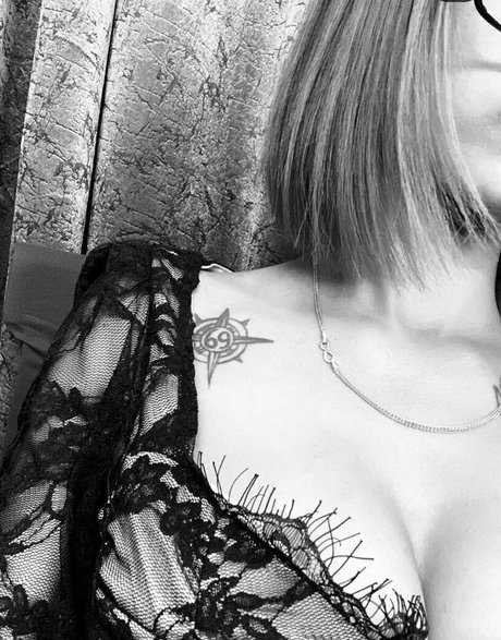 Akansha Laida model high quality photo